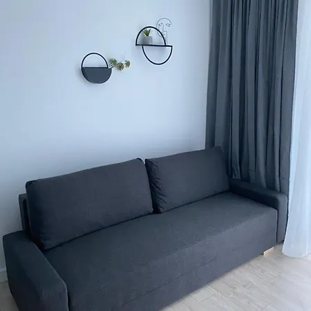 Apartamento Sonata, Mazury, *