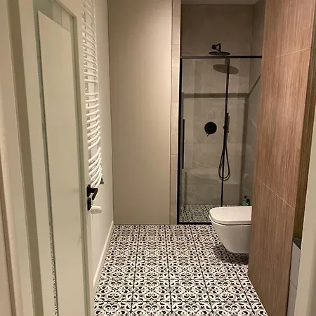 Apartamento Sonata, Mazury, *