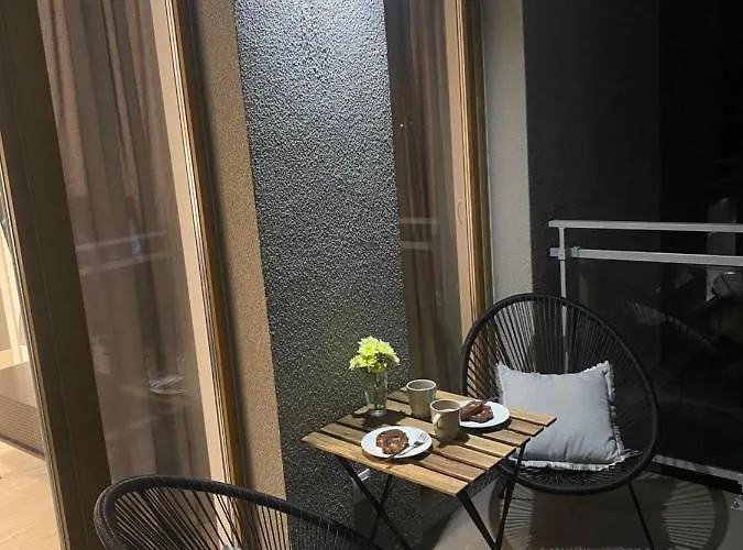 Sonata, Mazury, Apartment